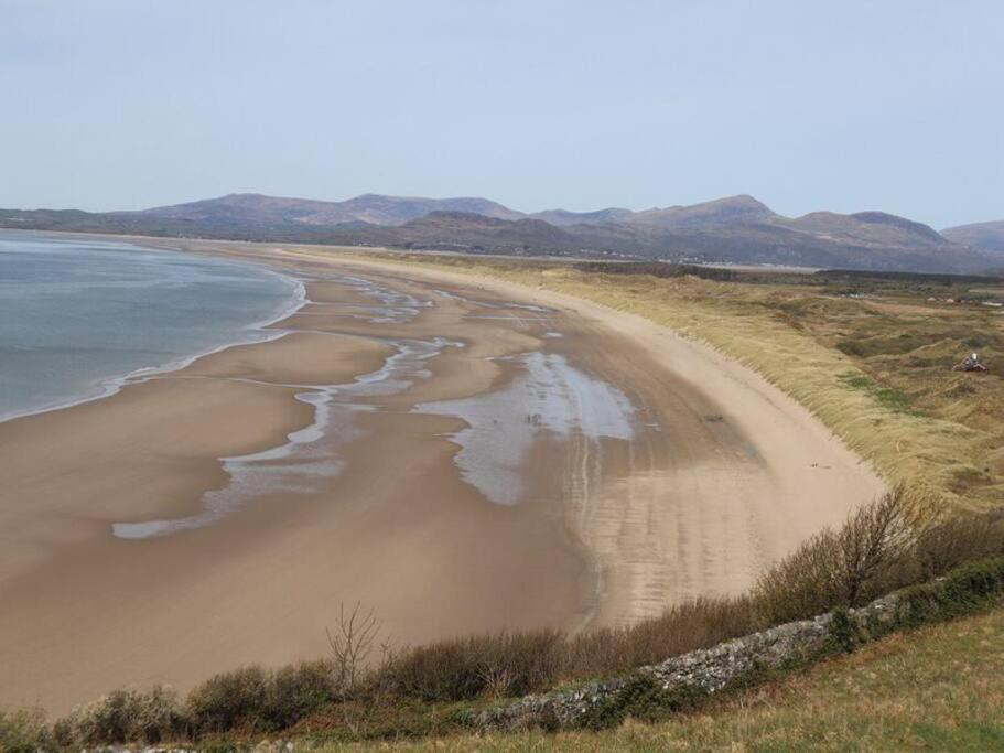 Harlech/Huge Three Bedroom/Best Location Llanbedr  Exterior photo